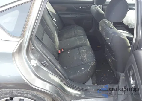 2016 Nissan Altima 2.5/2.5 S/2.5 Sl/2.5 Sr/2.5 Sv z USA, uszkodzony, nr VIN 1N4AL3AP7GN368994